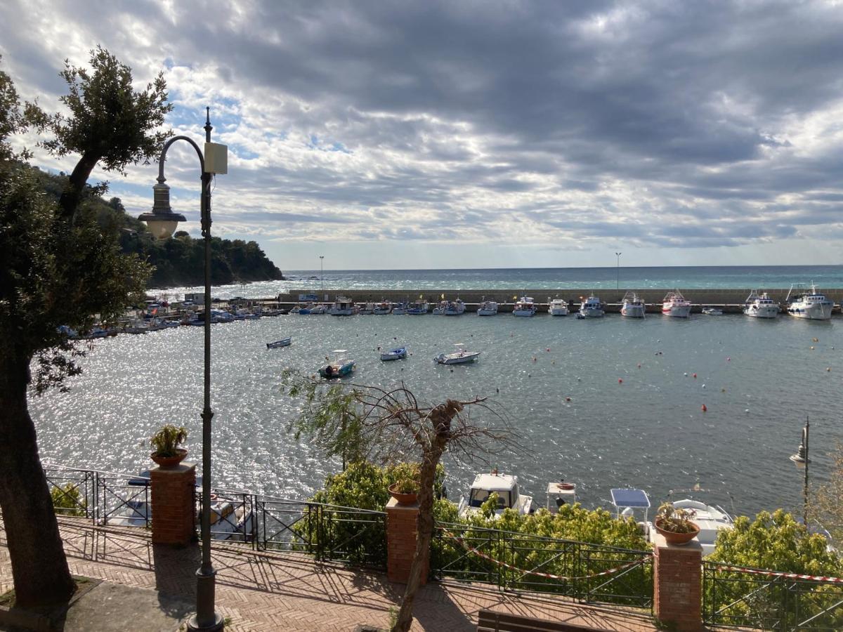 Casa Vacanze La Tuia Castellabate Exteriér fotografie